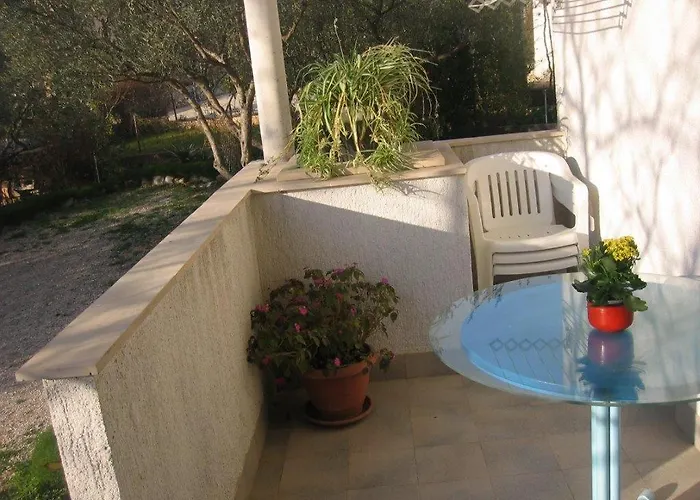 With A Parking Space Krk - 14484 Daire Krk Town